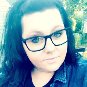 Meet your Posher, Mandy